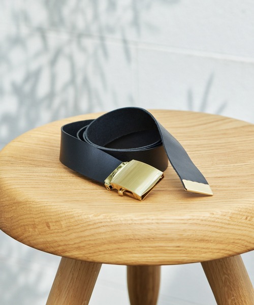 Whim Gazette（ウィム ガゼット） ベルト 「Hoaw.」レザーガチャベルト