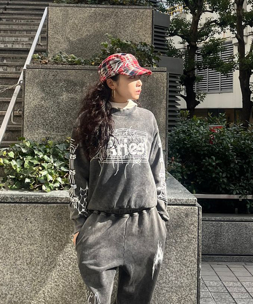 ARIES（アリーズ） スウェットパンツ ジャージ Aged Overlord