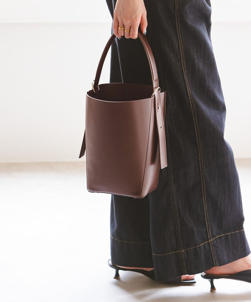 ＆MyuQ（アンドミューク） ショルダーバッグ バッグ LIBER レディース