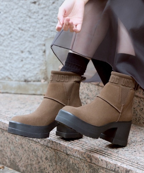 UGG Australia（アグオーストラリア） ブーツ 「UGG for emmi」MOXY