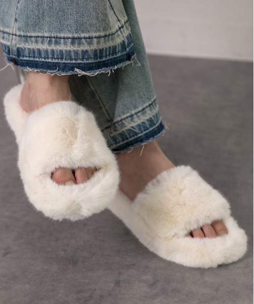 ad thie（アドティエ） サンダル ふわふわ エコファーサンダル