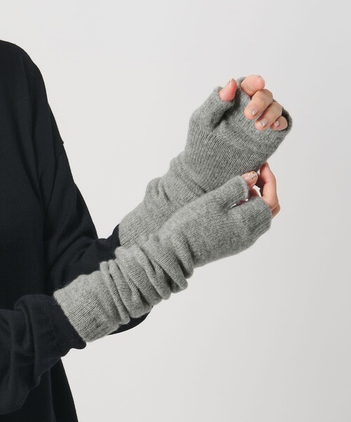 Johnstons of Elgin（ジョンストンズ オブ エルガン） 手袋 「別注