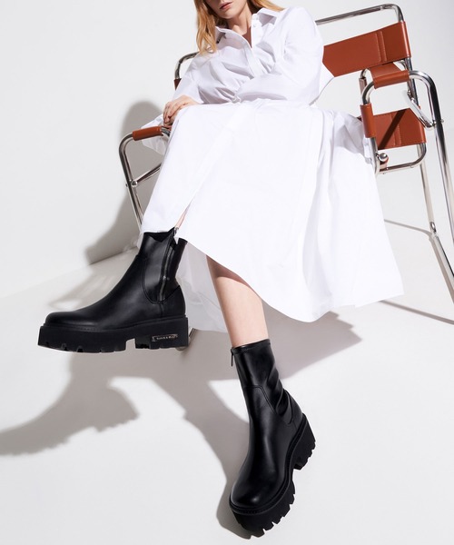 CHARLES ＆ KEITH（チャールズ&キース） ブーツ サイドジップ アンクル