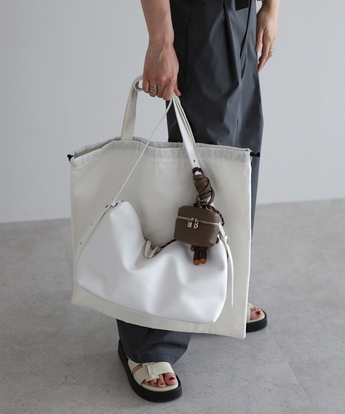 soins ショルダーバッグ バッグ 「牛革」ミニマルショルダーバッグ