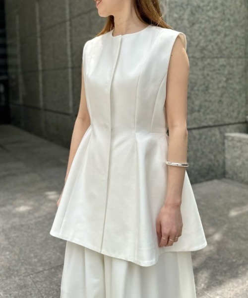 LE PHIL（ル フィル） tシャツ ダブルクロスペプラムジレ レディース