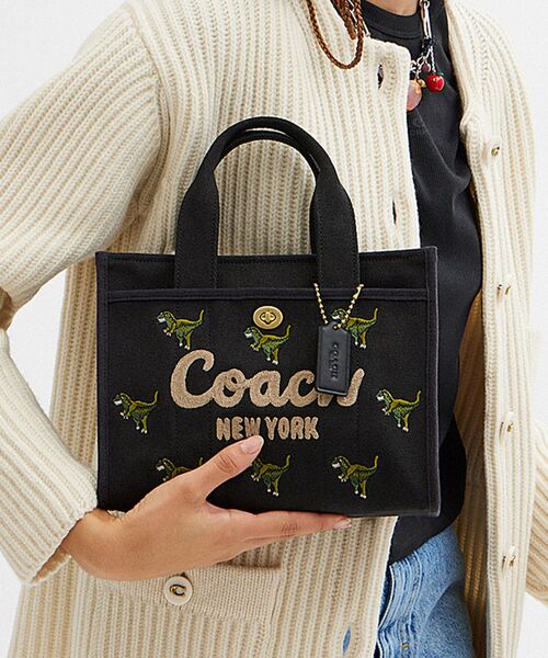 COACH（コーチ） トートバッグ 「日本限定」カーゴ トート バッグ 26