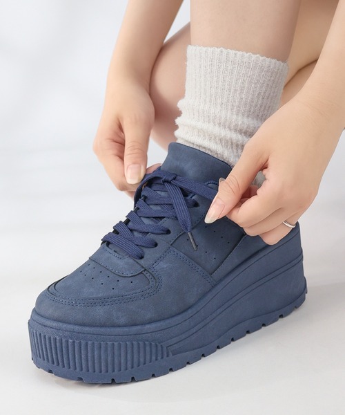 LOVEHUNTER（ラブハンター） スニーカー 軽量厚底 ボリュームソール