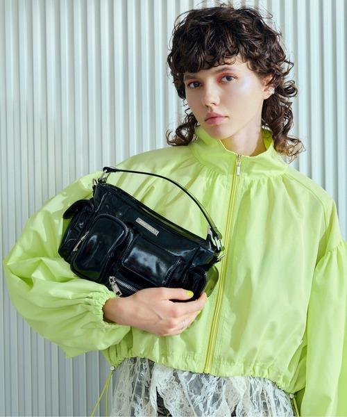 ショルダーバッグ バッグ ANNA SUI NYC マルチポケットチビバッグ