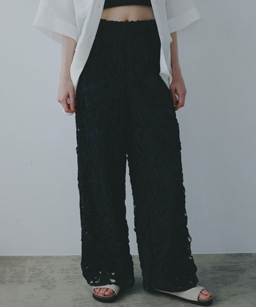 ETRE TOKYO（エトレトウキョウ） パンツ ブレードパターンパンツ