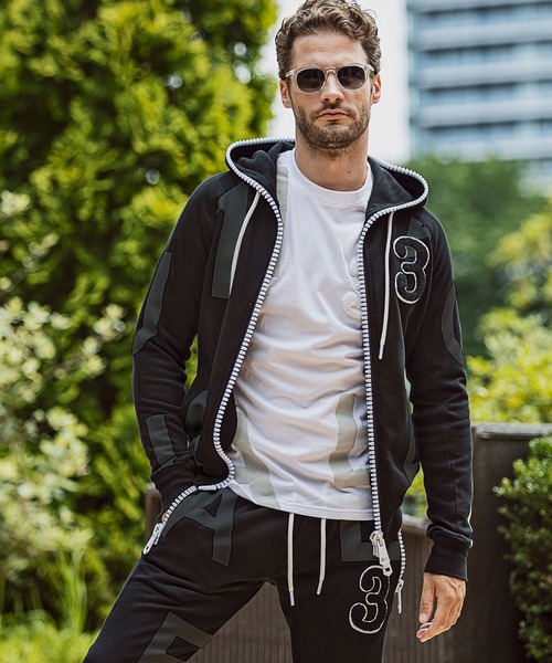 1PIU1UGUALE3 RELAX パーカー 1PIU1UGUALE3 RELAX(ウノピゥウノウ