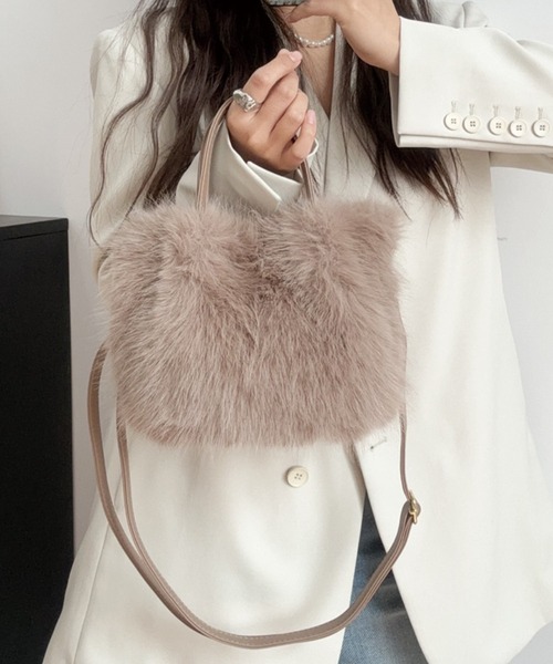 ADDITION STORE ショルダーバッグ バッグ ＼ふわふわカワイイ