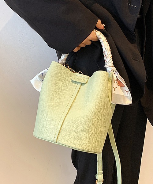 c.u.l ショルダーバッグ バッグ 着脱可能 スカーフデザイン バケツ型