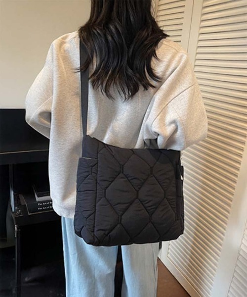 ショルダーバッグ バッグ キルティングショルダーバッグ レディース