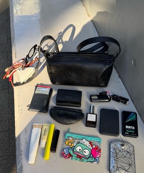 ear PAPILLONNER（イア パピヨネ） ショルダーバッグ バッグ 「本革