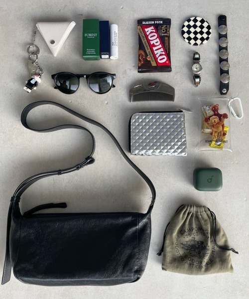 ear PAPILLONNER（イア パピヨネ） ショルダーバッグ バッグ 「本革