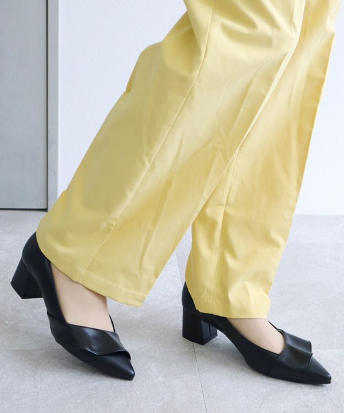 パンプス ポインテッドトゥ ラッフルフリルパンプス「日本製