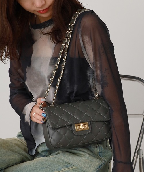 AULENTTI（オウレンティ） ショルダーバッグ バッグ レザー