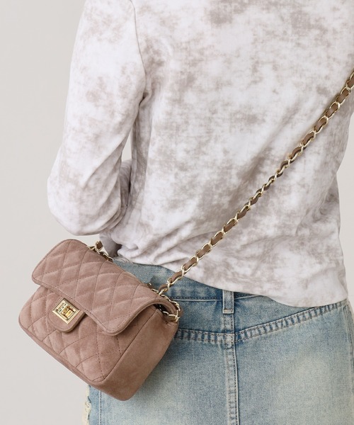 AULENTTI（オウレンティ） ショルダーバッグ バッグ レザー