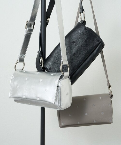 BEARDSLEY（ビアズリー） ショルダーバッグ バッグ 「本革」ドット