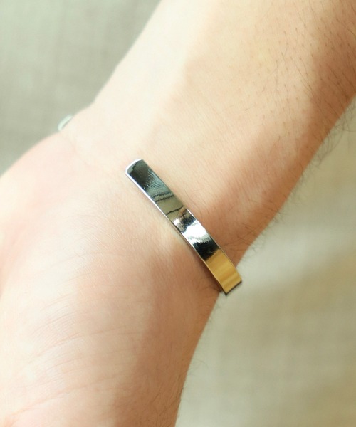 BEAMS HEART（ビームス ハート） ブレスレット ワンツイスト バングル