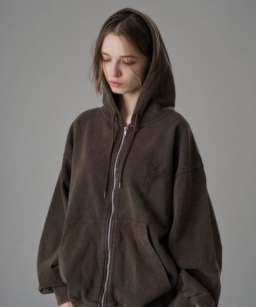 ONCILY（オンシェリー） パーカー 26SS HEART LOGO FULL-ZIP HOODIE