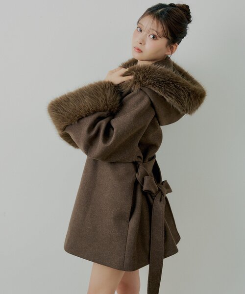 Chico（チコ） ポンチョ 「4色展開」ファー襟ケープコート レディース