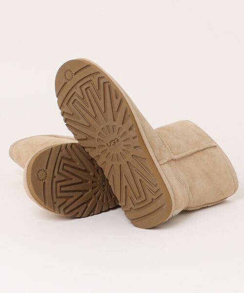 UGG Australia（アグオーストラリア） ブーツ 「UGG」CLASSIC SHORT II
