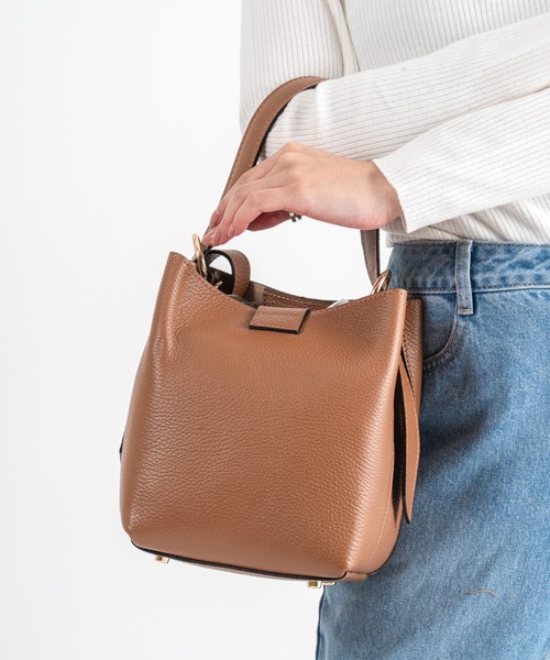 GIANNI NOTARO（ジャンニノターロ） ショルダーバッグ バッグ 」ワン