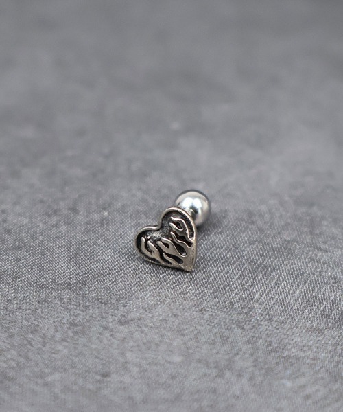 A BATHING APE（アベイシングエイプ） ピアス A BATHING APE BUTTON