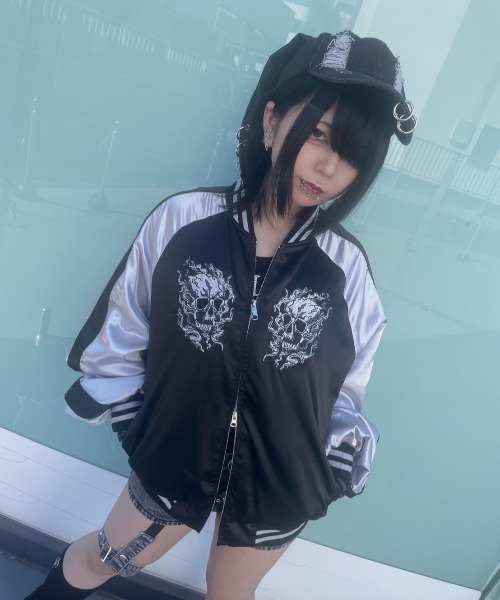 REFLEM（レフレム） スカジャン 「REFLEM/レフレム」スカル刺繍