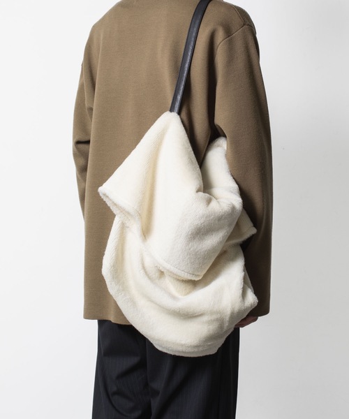 ATTACHMENT（アタッチメント） ショルダーバッグ WO/ALPACA ボア