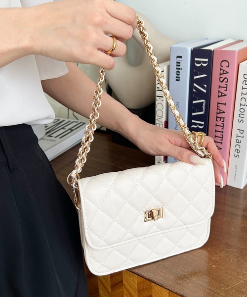 moment+ ショルダーバッグ バッグ フェイクレザーキルティング