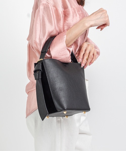 AULENTTI（オウレンティ） ショルダーバッグ バッグ 「AULENTTI