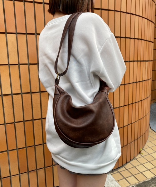 link lot ショルダーバッグ 「新色追加」「男女兼用」ハーフムーン