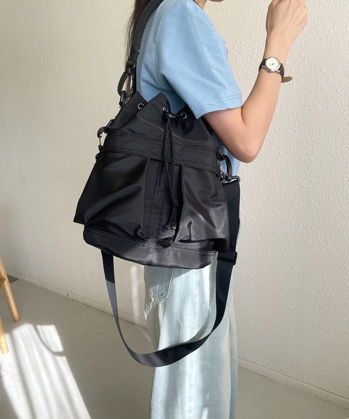 LA VORAGINE（ラ ヴォラジネ） ショルダーバッグ バッグ バケツ型