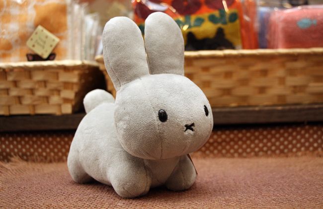 ミッフィー Brunaファミリー うさぎSS グレー - 雑貨屋サク