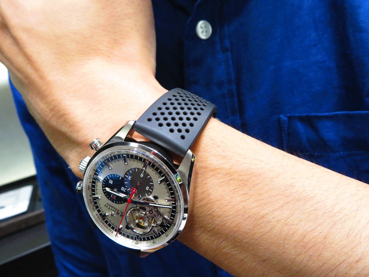 ゼニス クロノマスターエルプリメロオープンにラバーストラップを付け