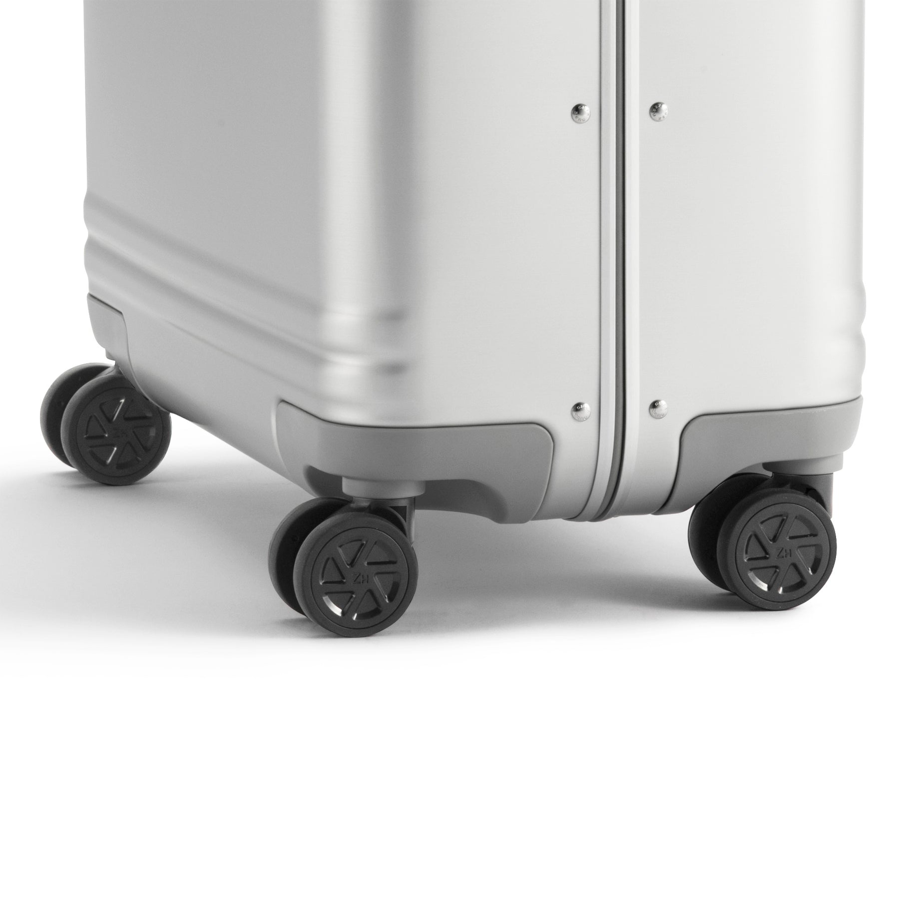 Classic Aluminum 3.0 | Carry-On Business Case 28L 94401 – ZERO