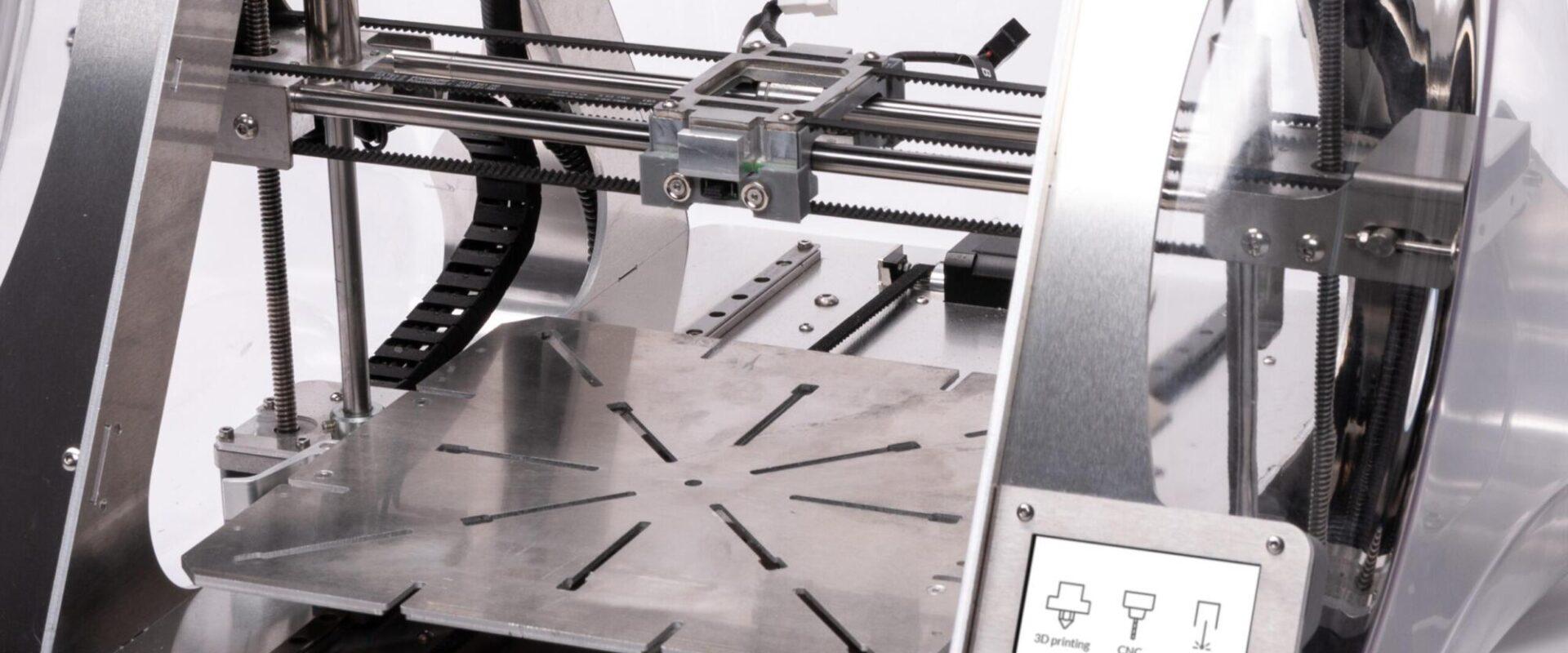 Switching Between Subtractive And Additive Manufacturing In ZMorph