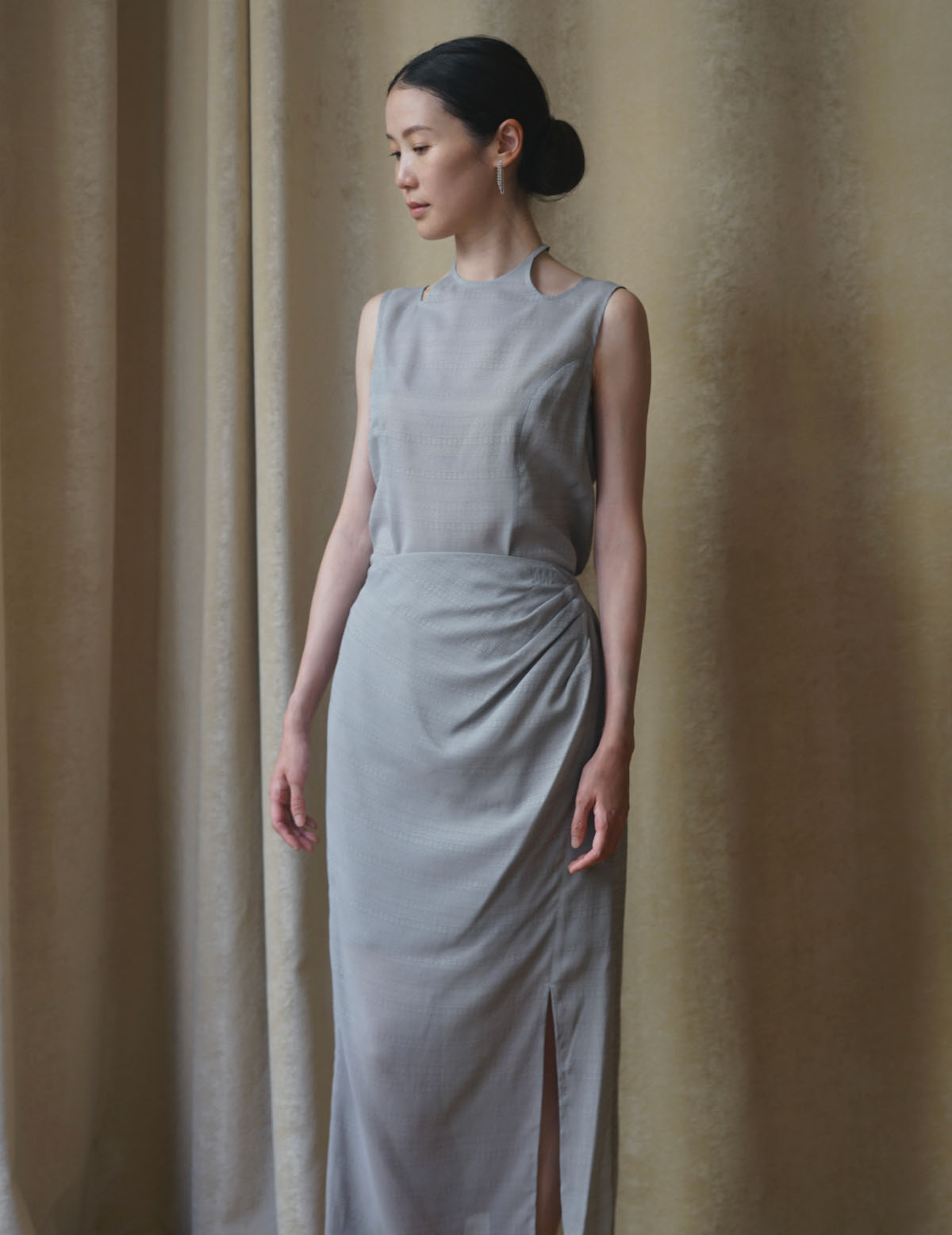 Mishima Karatsu” Floral Pattern Jacquard Draped Skirt・Grey – Une