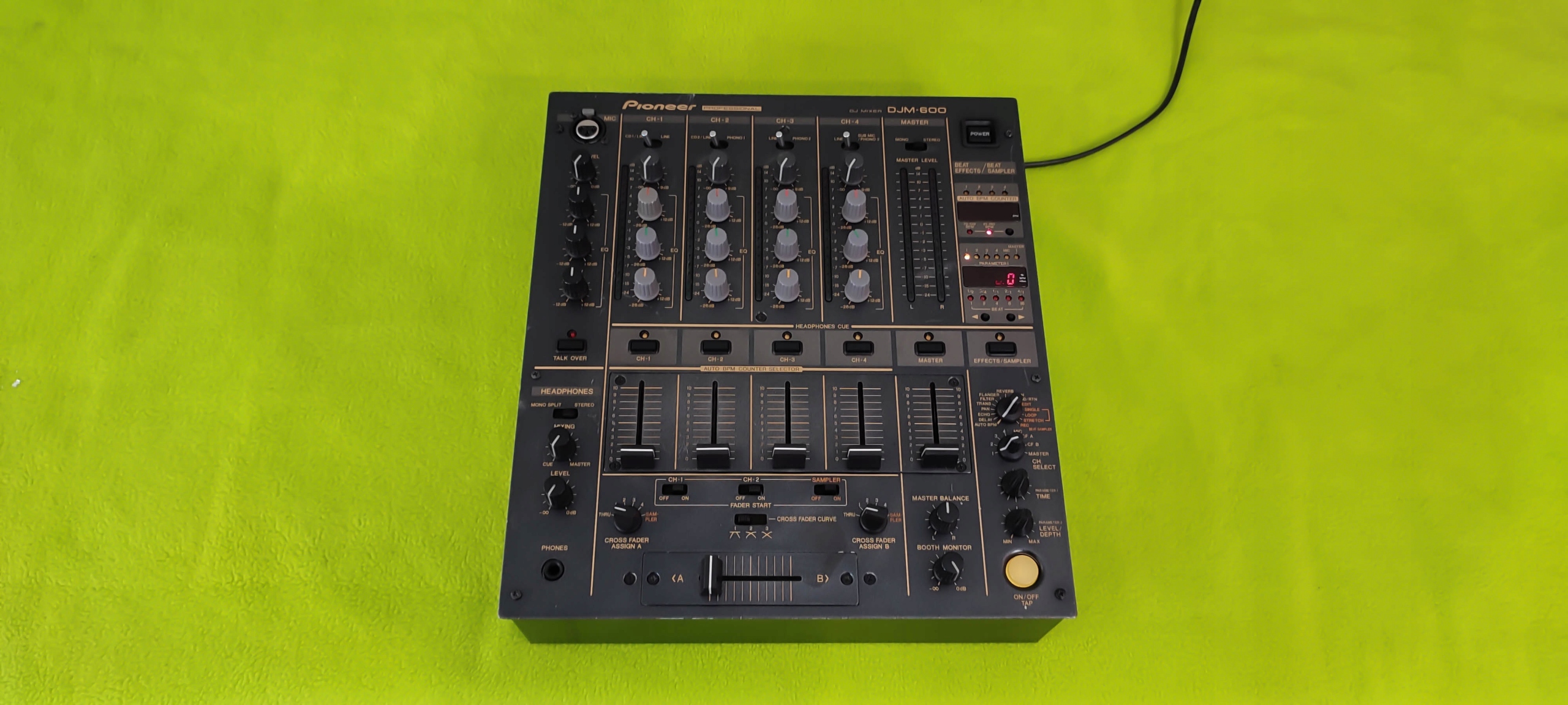 パイオニア DJM-600 DJミキサー PIONEER DJM-600 DJミキサー Pioneer