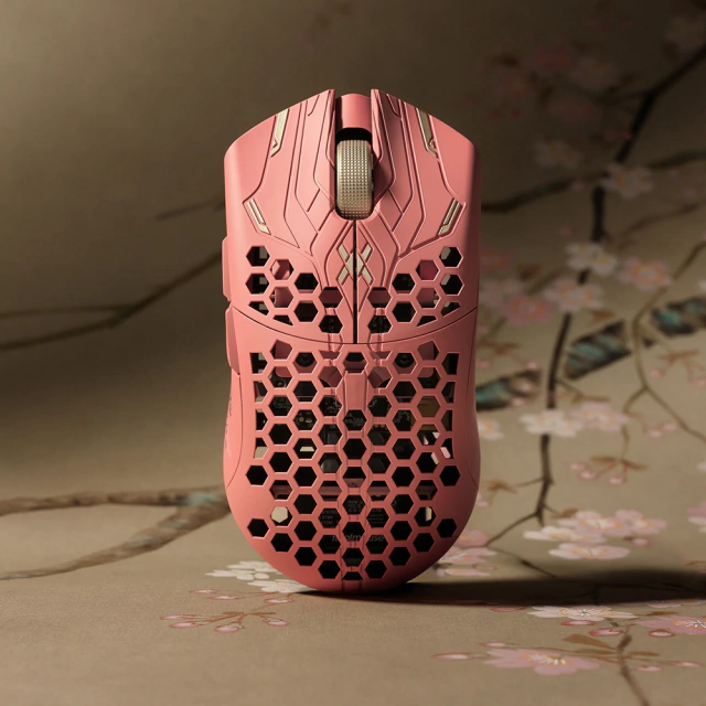 Finalmouse ULX Sakura Small