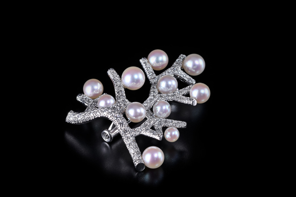 MIKIMOTO Kofuku no ki akoya peal and diamond brooch | ACHACO