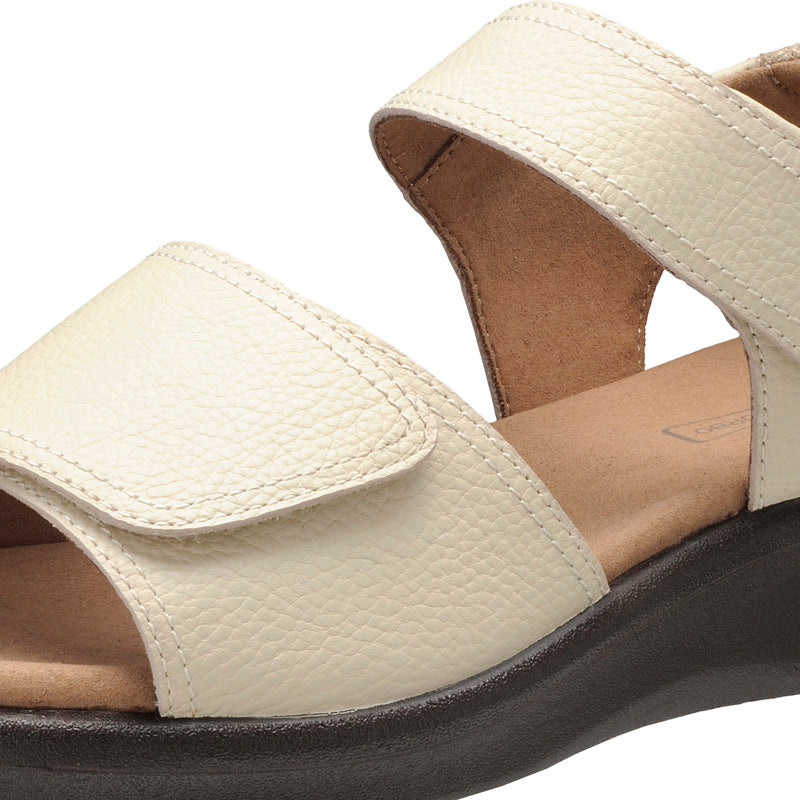 アキレス・ソルボ C 587 オフホワイト｜甲と足首が調整できる牛革