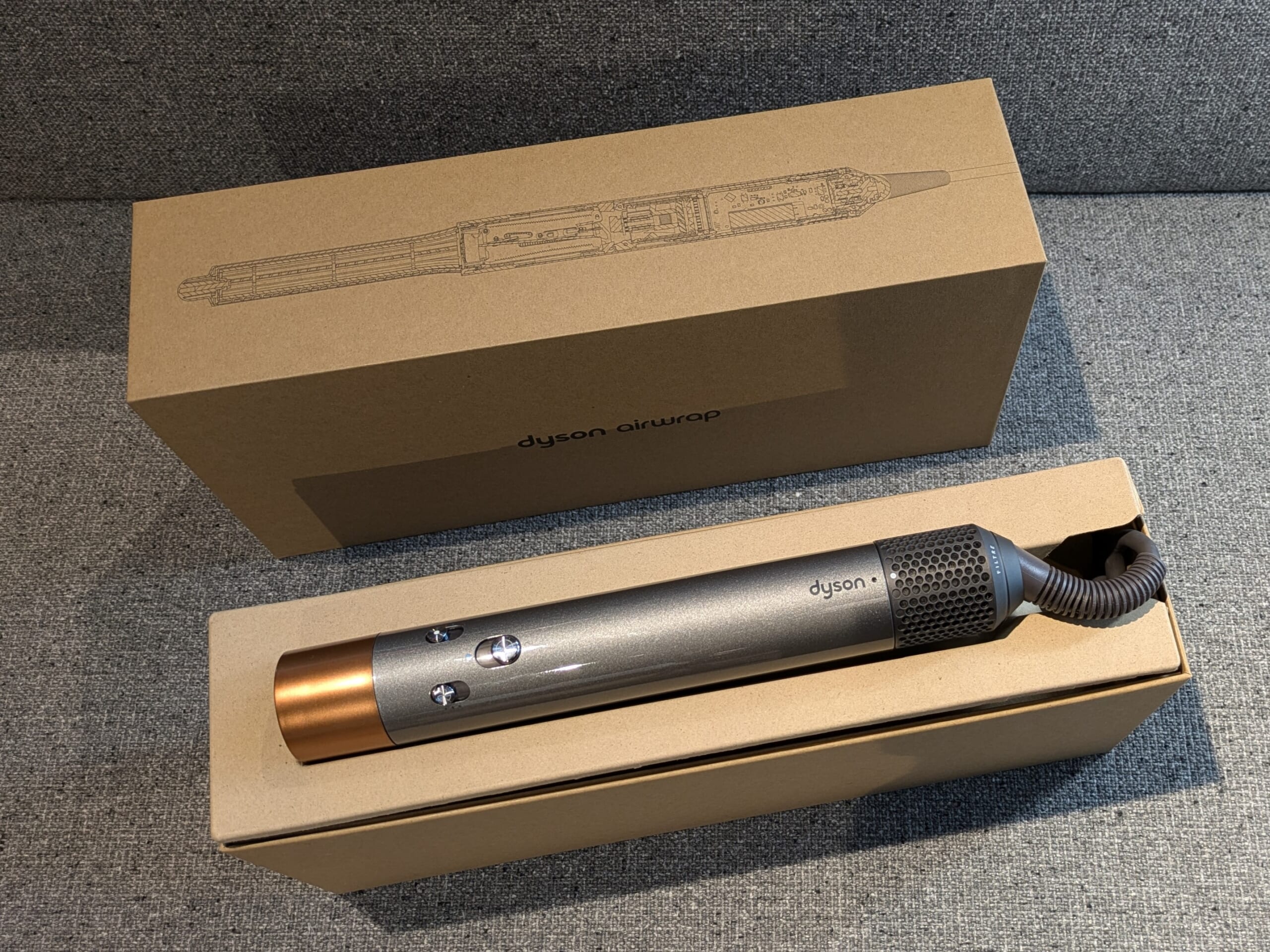 ダイソン「エアラップマルチスタイラー」を徹底レビュー！ドライヤーは