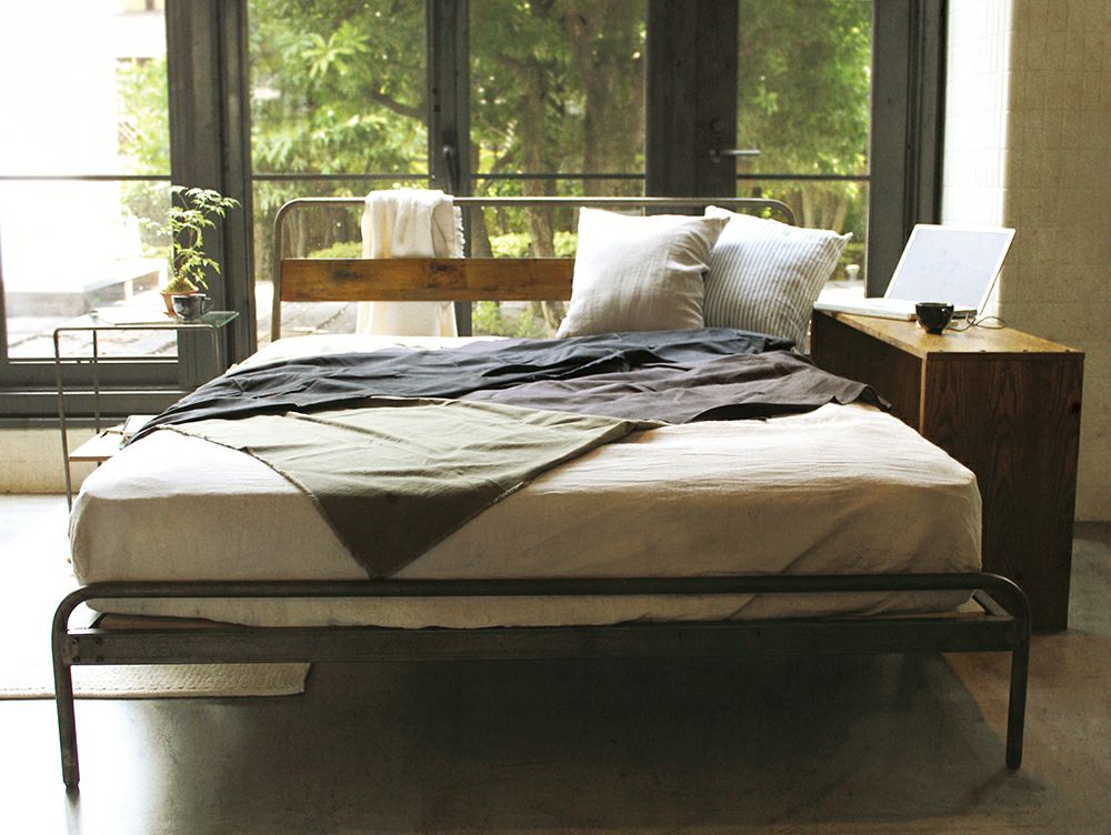 送料無料】ソコフ ベッド ダブル - a.depeche(アデペシュ)