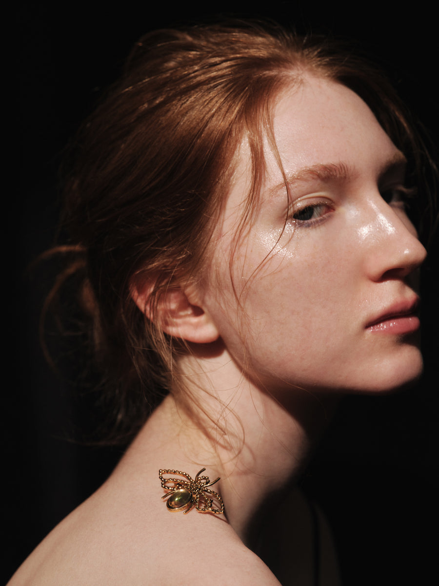 ADER.bijoux（アデルビジュー）｜CUTSTEEL bee brooch/ブローチ