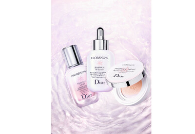 ディオール スノー」日中用乳液とプリズムのように煌く新クッション