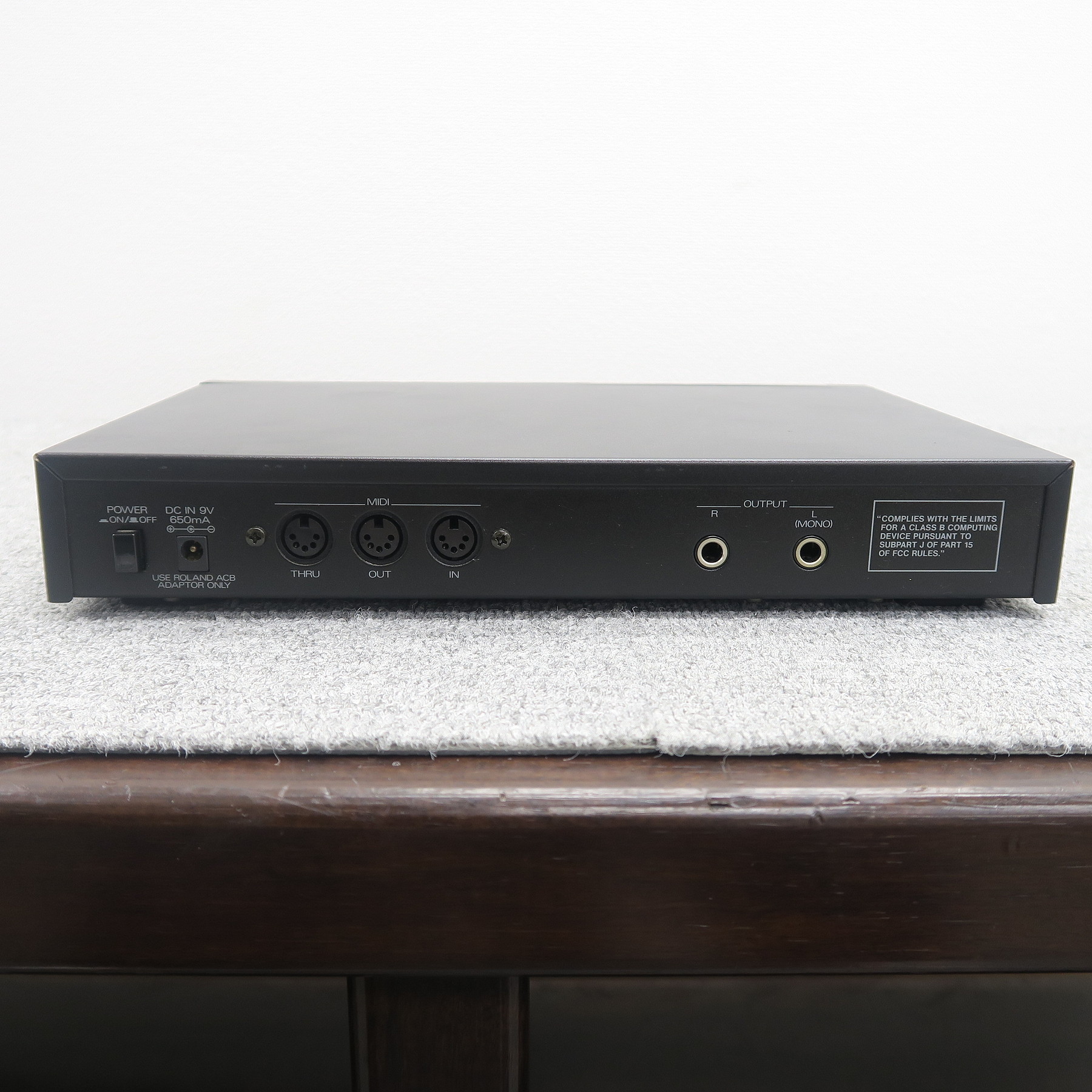 現状】ローランド Roland MT-32 音源モジュール【元箱】@50606 / 中古