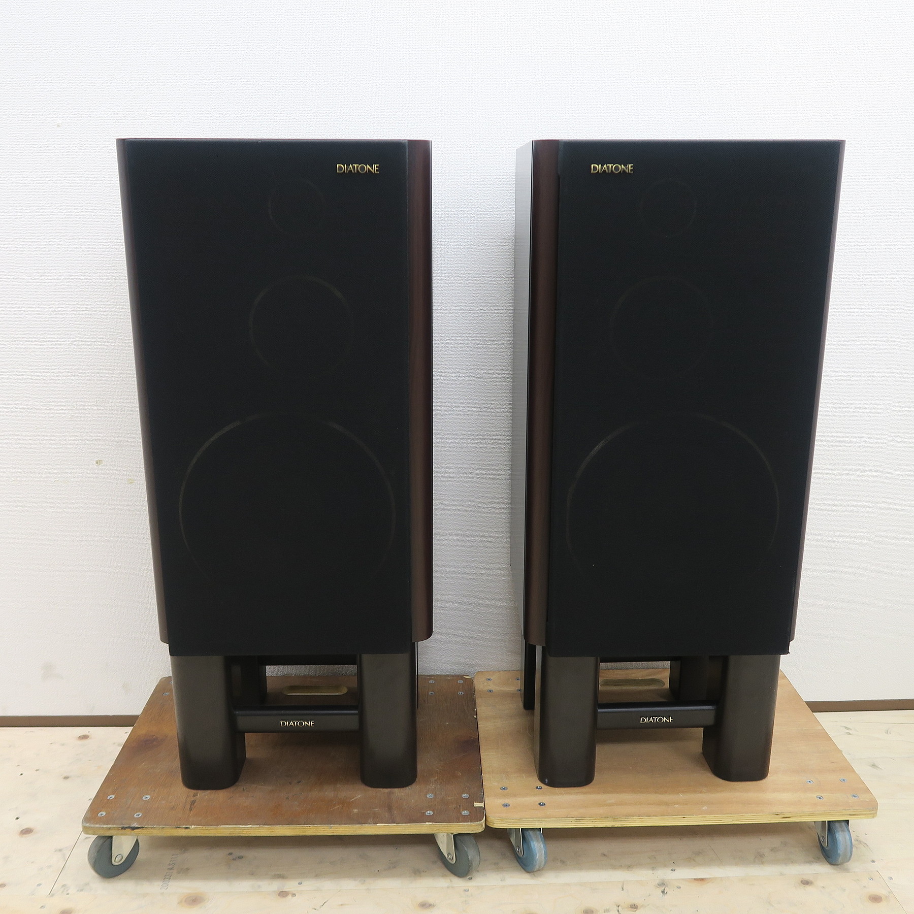 Bランク】ダイヤトーン DIATONE DS-2000 スピーカーペア スタンド付
